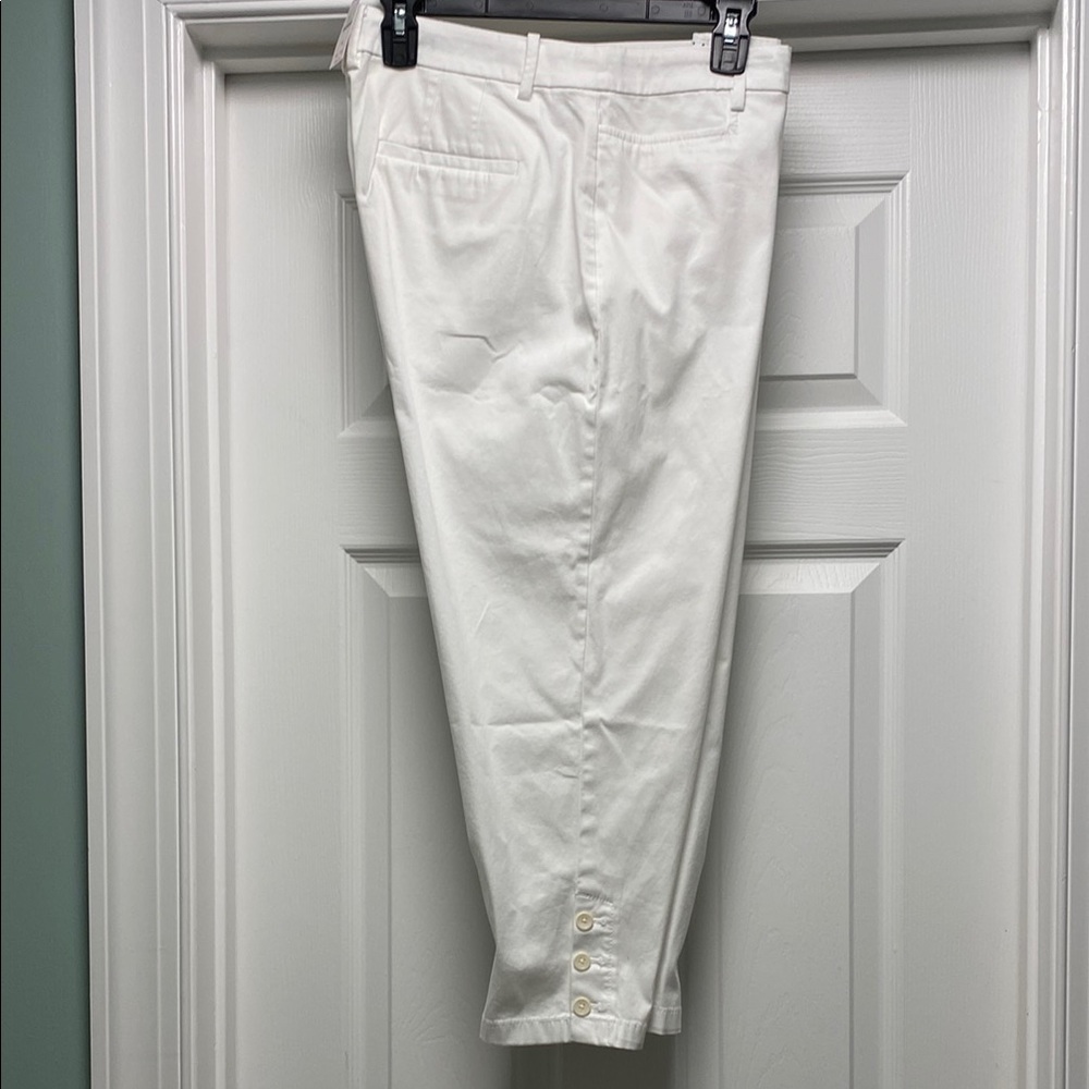 Talbots White Capris
